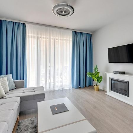 Scala City Center Apartments & Studios By Lion Apartments Gdansk Bagian luar foto
