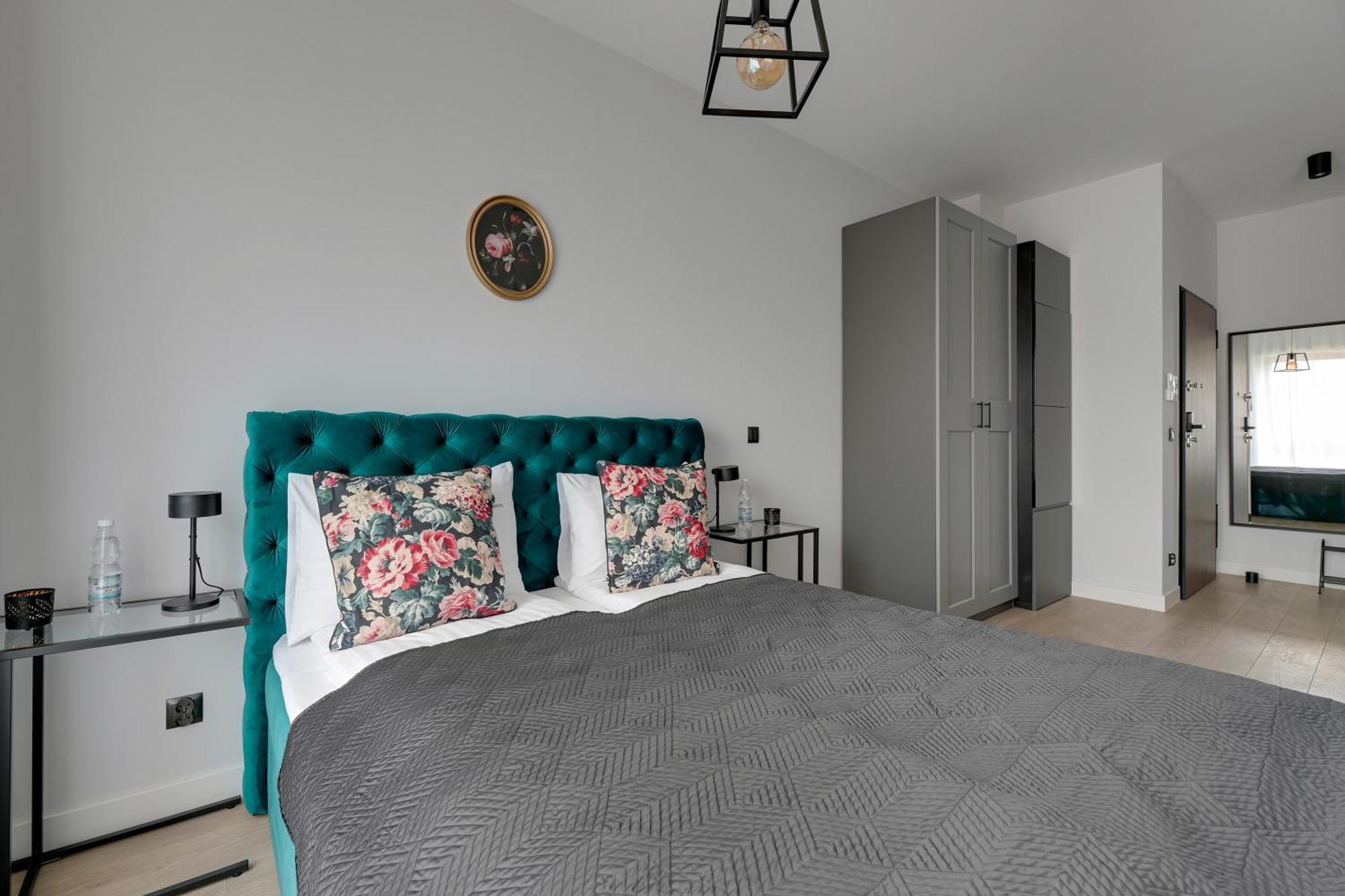 Scala City Center Apartments & Studios By Lion Apartments Gdansk Bagian luar foto