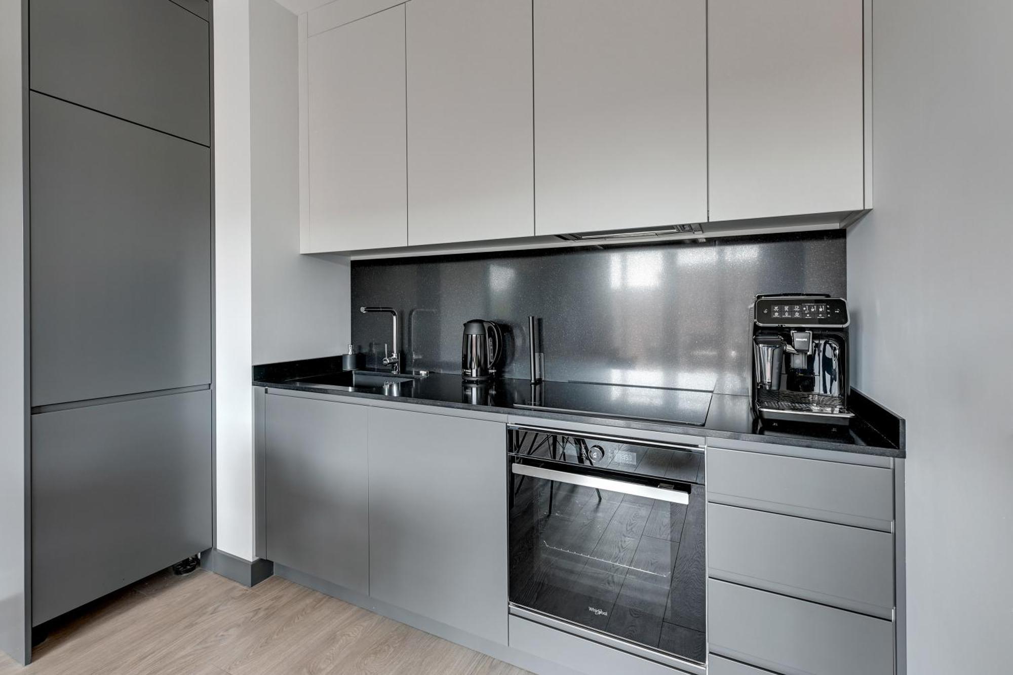 Scala City Center Apartments & Studios By Lion Apartments Gdansk Bagian luar foto